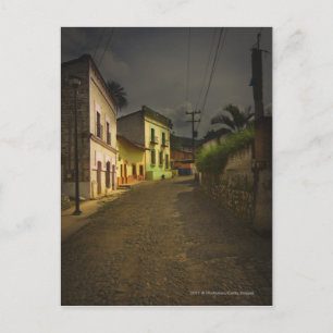 Kobblestone Road & Yellow Build in Mexico Briefkaart