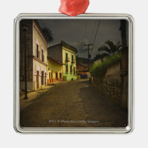 Kobblestone Road & Yellow Build in Mexico Metalen Ornament