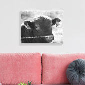 Koe achter Barbed Wire Black en White 11x14 Canvas Afdruk (Insitu (Woonkamer))