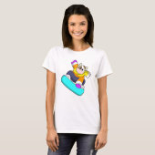 Koe bij Snowboarding met Snowboard T-shirt (Voorkant volledig)