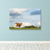 Koe Blonde d'Aquitaine in de regio Dordogne, Frank Canvas Afdruk (Insitu (Houten vloer))