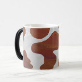 Koe Brown and White Print Magische Mok (Voorkant links)