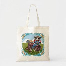 Koe die tractor bestuurt tote bag