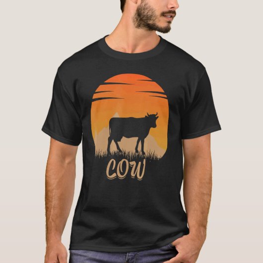 Koe dier heet in de berg in de natuur t-shirt (Voorkant)