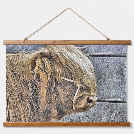 KOE HANGEND WANDKLEED (Voorkant)