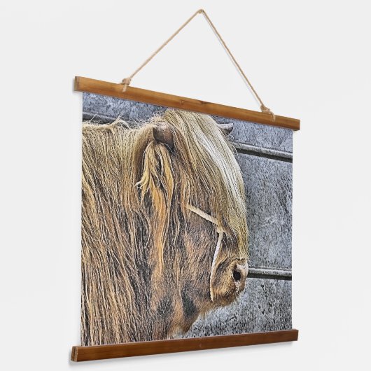 KOE HANGEND WANDKLEED (Gebogen)