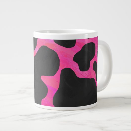 Koe heet roze en zwarte print grote koffiekop (Voorkant rechts)