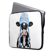Koe in een pet. laptop sleeve (Voorkant Links)