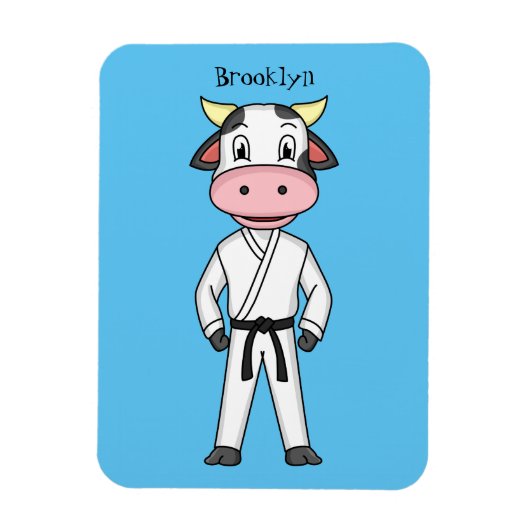 Koe in kung fu suit cartoon magneet (Verticaal)
