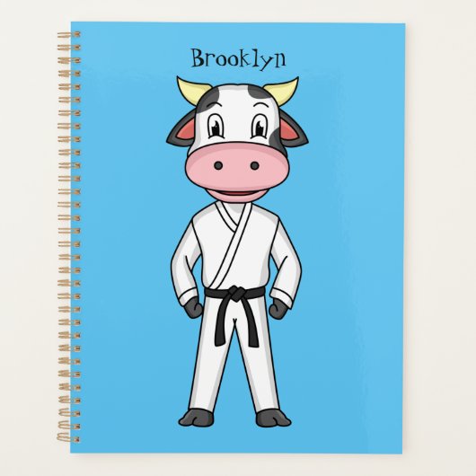 Koe in kung fu suit cartoon planner (Voorkant)