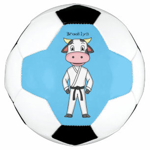 Koe in kung fu suit cartoon voetbal