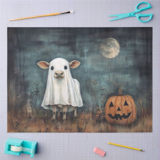 Koe in spookkostuum met pompoen en volle maan tissuepapier (Craft)