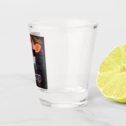 Koe in zonnebrillen geen 'MOOsed Cute Funny' Shot Glas (Rechts)