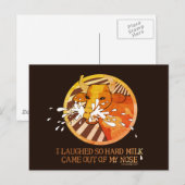 Koe lacht melk uit het Briefkaart van de neus (Voorkant / Achterkant)