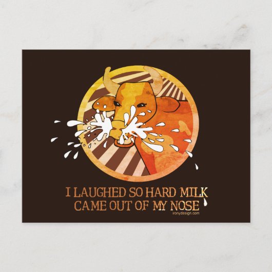 Koe lacht melk uit het Briefkaart van de neus (Voorkant)