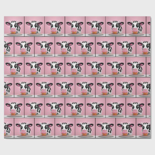 Koe met verjaardagscupcake op roze cadeaupapier (Vlak)