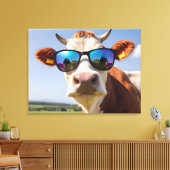 Koe met zonnebril canvas afdruk (Insitu (Woonkamer))