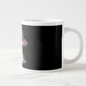 Koe ontvoerende alien grote koffiekop (Rechts)