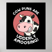 Koe Puns Udderly Amoosing Funny Animal Pun Dark BG Poster (Voorkant)