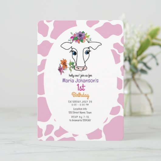 Koe Roze 1e verjaardag Uitnodiging (Staand voorkant)