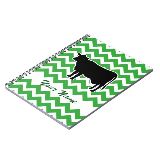 Koe Silhouette met Green Chevron Pattern Notitieboek (Linkerzijde)
