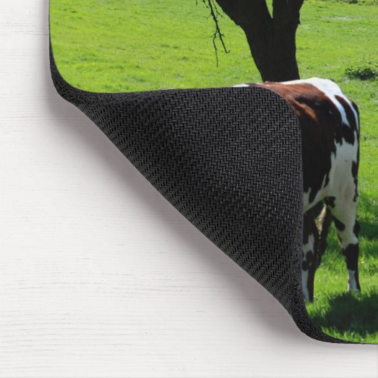 Koe van bloeiende appelbomen in Normandië Muismat (Hoek)