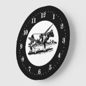 koe van schattig land houdt van grote klok (Hoek)