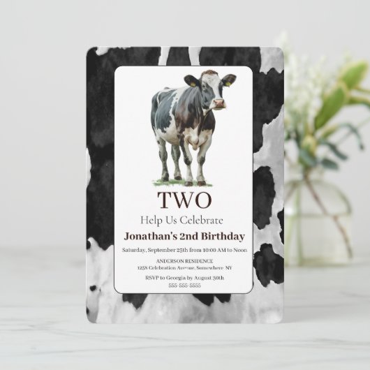 Koe Zwart en Wit 2e Verjaardagsuitnodiging Kaart (Staand voorkant)