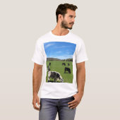 Koeien die grazen in een groen veld t-shirt (Voorkant volledig)