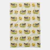 Koeien en zonnebloemen op gevouwen linnen textuur theedoek (Verticaal)