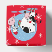 Koeien met kerstmis in het land met kerstmantels bedankdoosjes (Bovenkant)