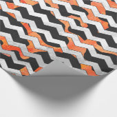 Koeienzwart en Oranje Chevron Print Cadeaupapier (Hoek)