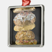 Koekjes in een stapel metalen ornament (Links)