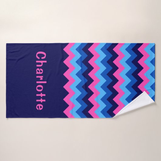 Koel Blauw Roze Chevron Monogram Badhanddoek (Badhanddoek)