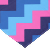 Koel Blauw Roze Chevron Patroon Klein Tafelkleed (Gekanteld)