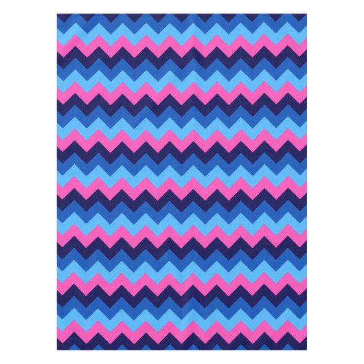 Koel Blauw Roze Chevron Patroon Klein Tafelkleed (Voorkant)