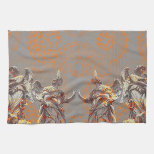 Koel collage van sculpturen en oranje cirkels theedoek