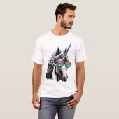 Koel eenhoorn met regenboogzonnebrillen t-shirt (Voorkant volledig)