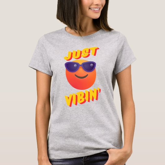 Koel esthetisch T-shirt met coole emoji-vibes (Voorkant)