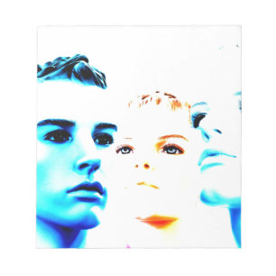 Koel gezichten (drie) vrienden, minimalistisch des notitieblok