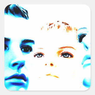 Koel gezichten (drie) vrienden, minimalistisch des vierkante sticker