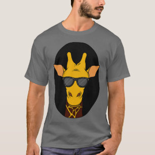 Koel giraf met een zonnebril t-shirt