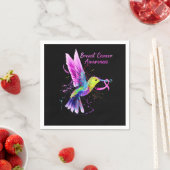 Koel Hummingbird Holding roze lintborstkanker Servet (Insitu)