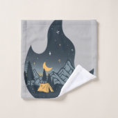 Koel kampeerkampvuur onder het staargebergte bad handdoek (Wasdoekje)