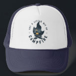 Koel kampeerkampvuur onder het staargebergte trucker pet<br><div class="desc">Dit T-shirt "Probeer een beetje kampvuur",  dit is een perfecte aanvulling op je zomerwand en ook een geweldig cadeau voor degenen die van kamper houden,  kamperen,  kampvuur,  bergen,  buiten,  natuur,  bos,  nationale parken houden. Laten we de stad een nacht verlaten,  en kamp onder een deken van sterren.</div>