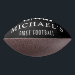 Koel Kinder Eerste Football Geboortdag Gift<br><div class="desc">Viel een verjaardag door het gedenkwaardige geschenk van een eerste football te geven met dit coole gepersonaliseerde Eerste Football. Dit football heeft een plek om de voornaam van je keuze te geven.</div>