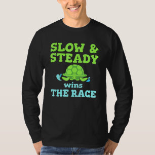 Koel langzaam maar zeker wint de Natuur van de ras T-shirt