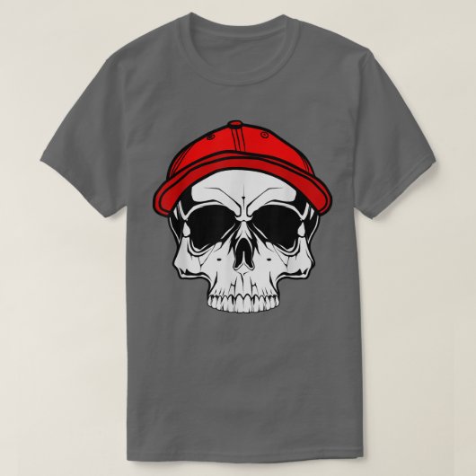 Koel met pet, rood pet t-shirt (Design voorkant)