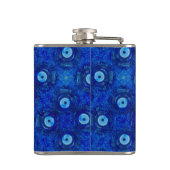 Koel, moderne digitale kunst van blauw boze oogpat heupfles (Achterkant)