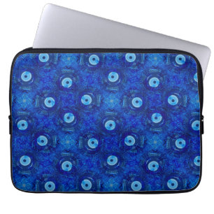 Koel, moderne digitale kunst van blauw boze oogpat laptop sleeve
